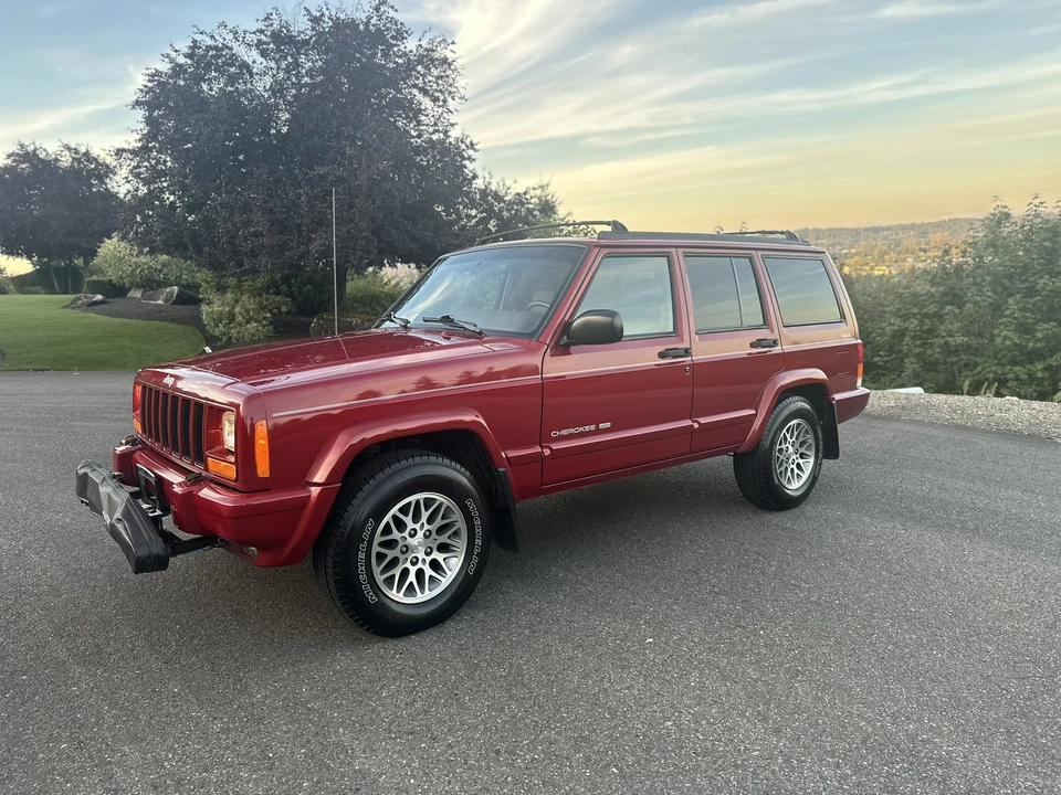 1998 Jeep XJ Cherokee - Image 2 of 31