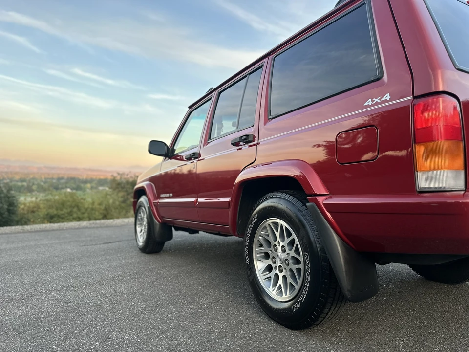 1998 Jeep XJ Cherokee - Image 25 of 31
