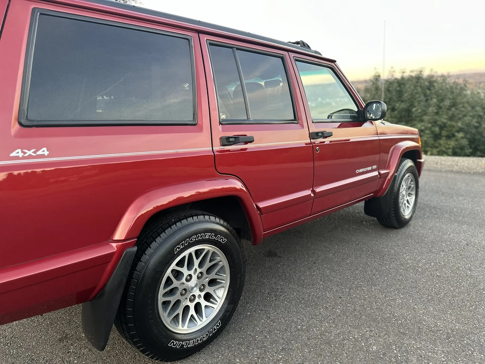1998 Jeep XJ Cherokee - Image 28 of 31