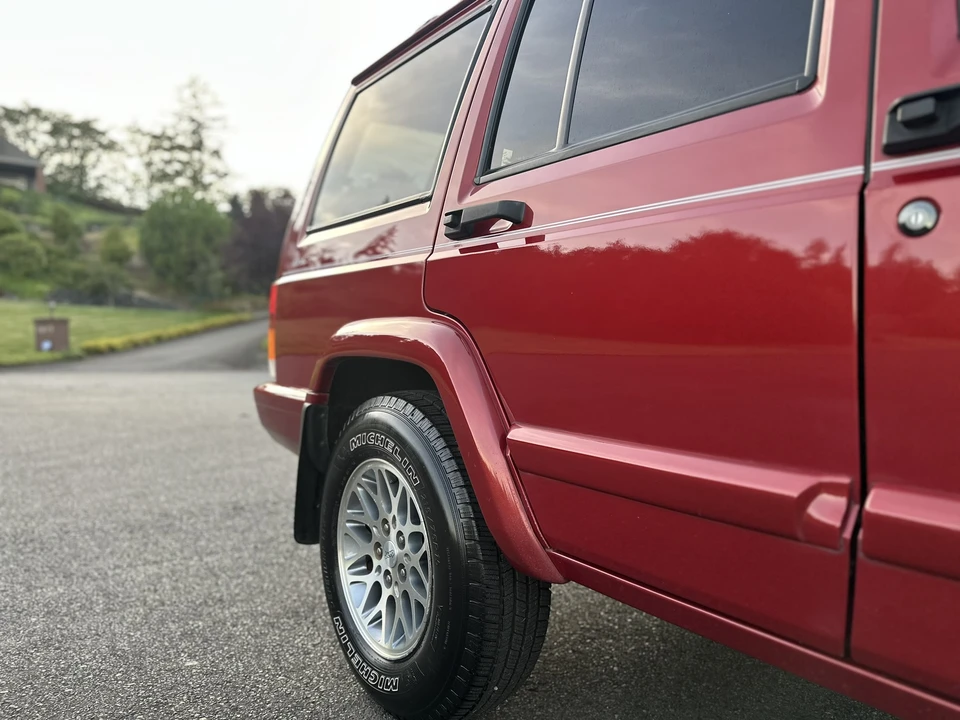 1998 Jeep XJ Cherokee - Image 29 of 31