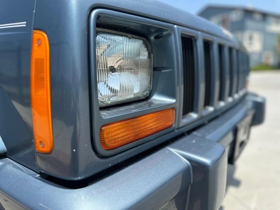 1998 Jeep XJ Cherokee - Image 10 of 31