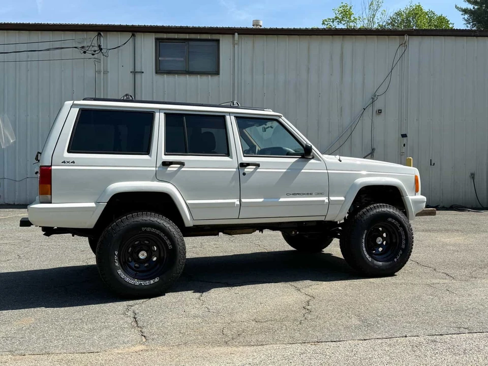 1998 Jeep XJ Cherokee - Image 3 of 18