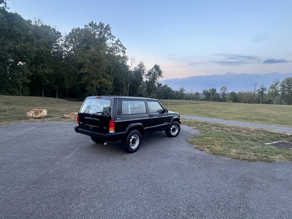 1998 Jeep XJ Cherokee - Image 8 of 31