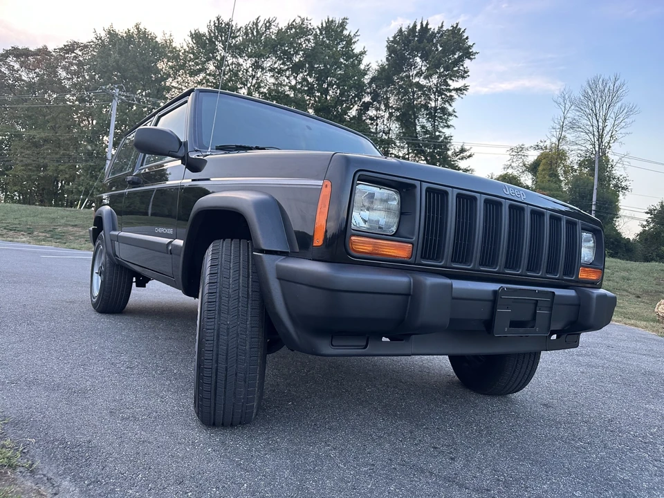 1998 Jeep XJ Cherokee - Image 13 of 31