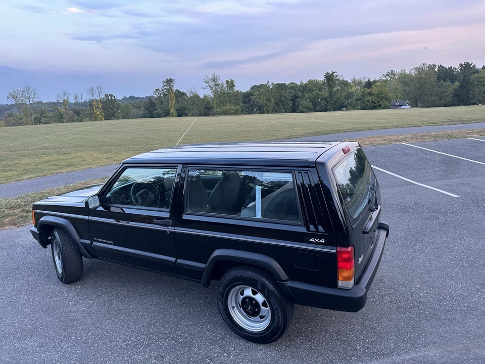 1998 Jeep XJ Cherokee - Image 22 of 31