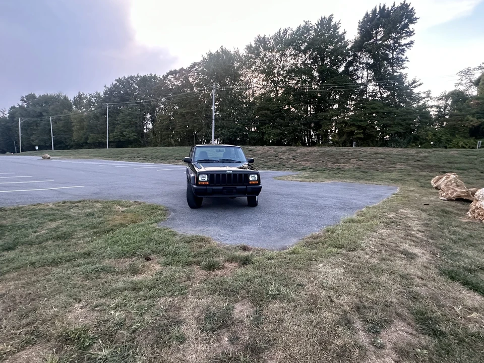 1998 Jeep XJ Cherokee - Image 3 of 31