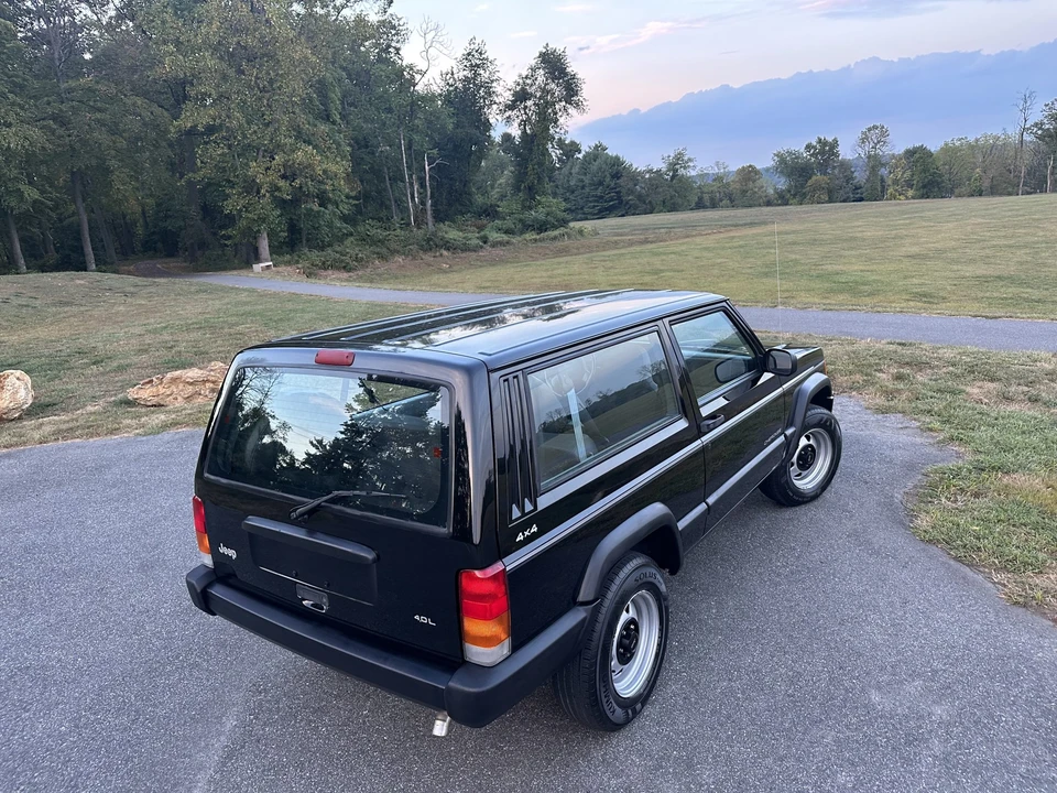 1998 Jeep XJ Cherokee - Image 27 of 31