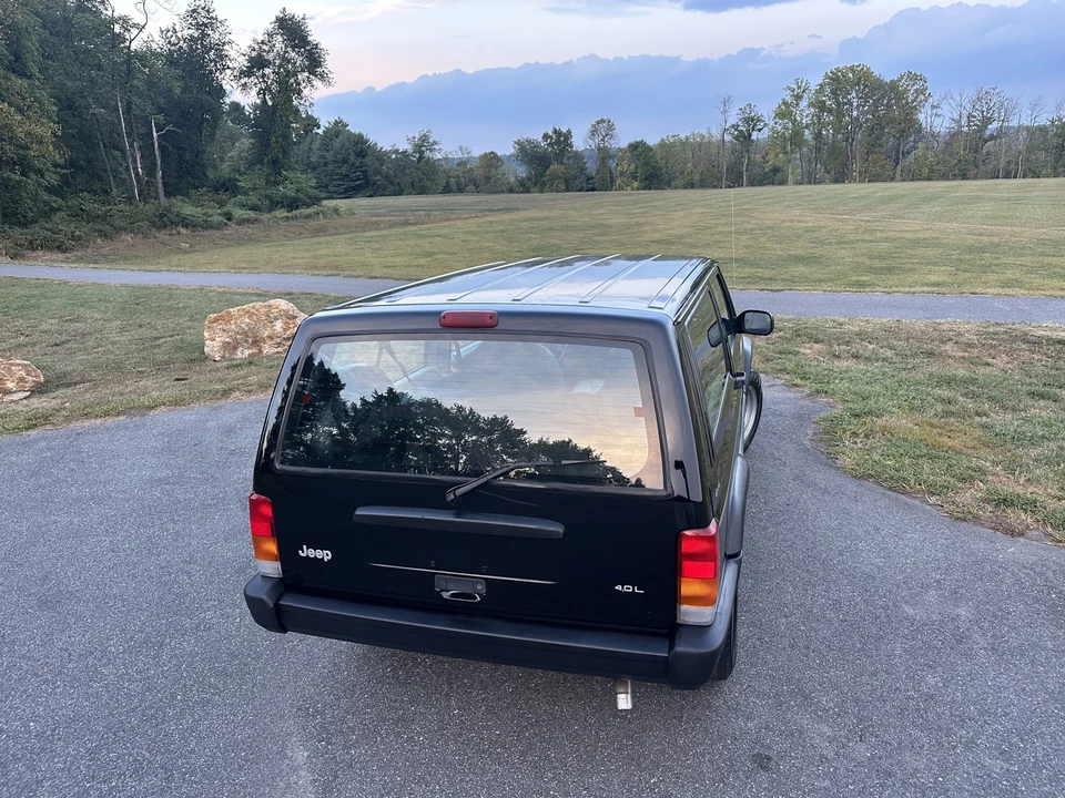 1998 Jeep XJ Cherokee - Image 25 of 31