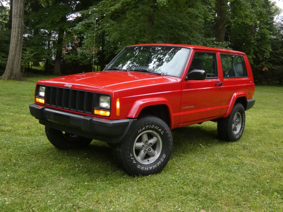 1998 Jeep XJ Cherokee - Image 2 of 31