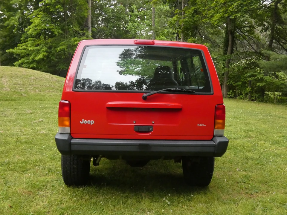 1998 Jeep XJ Cherokee - Image 15 of 31