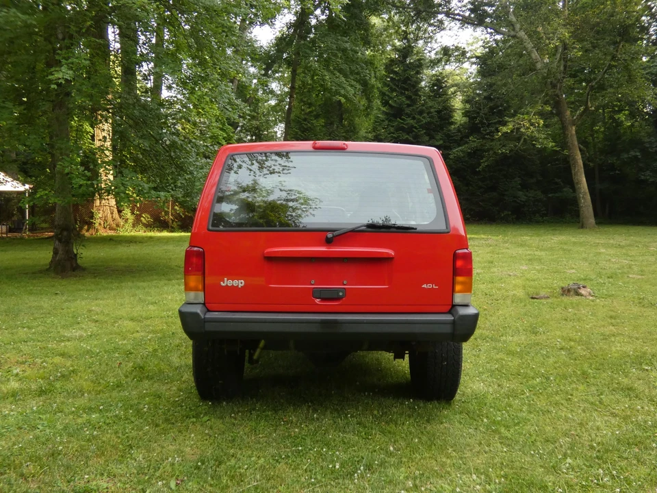 1998 Jeep XJ Cherokee - Image 18 of 31