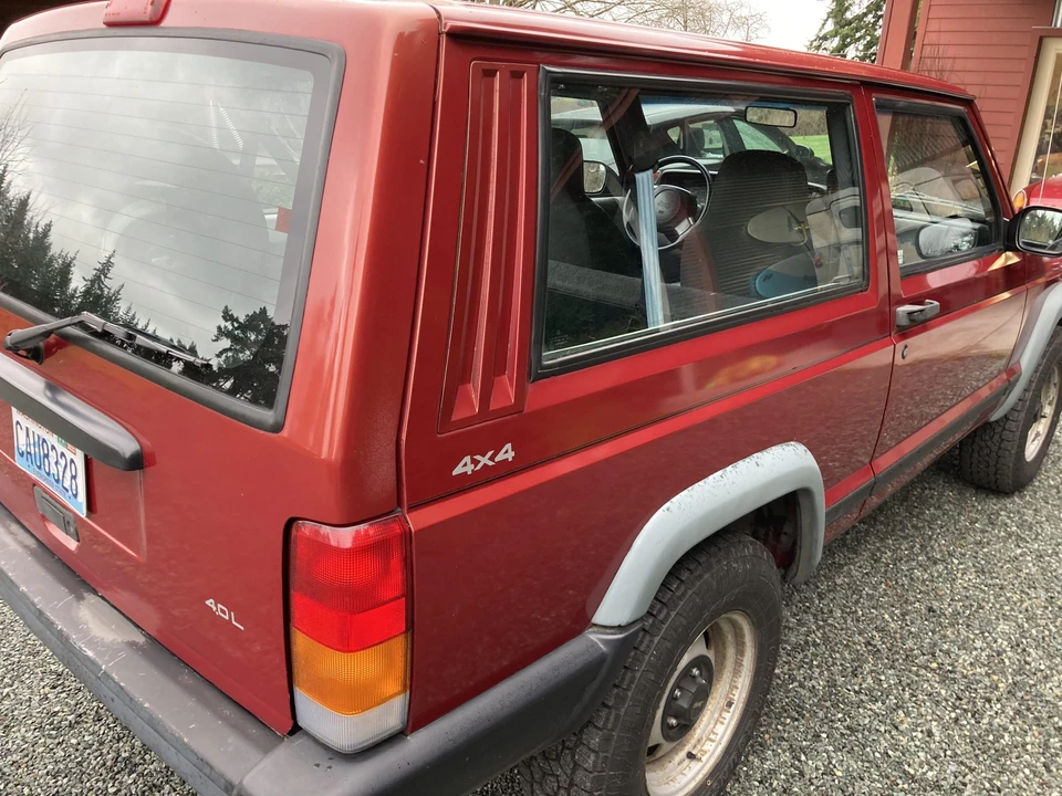 1998 Jeep XJ Cherokee - Image 13 of 31
