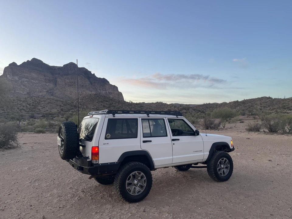 1998 Jeep XJ Cherokee - Image 18 of 31