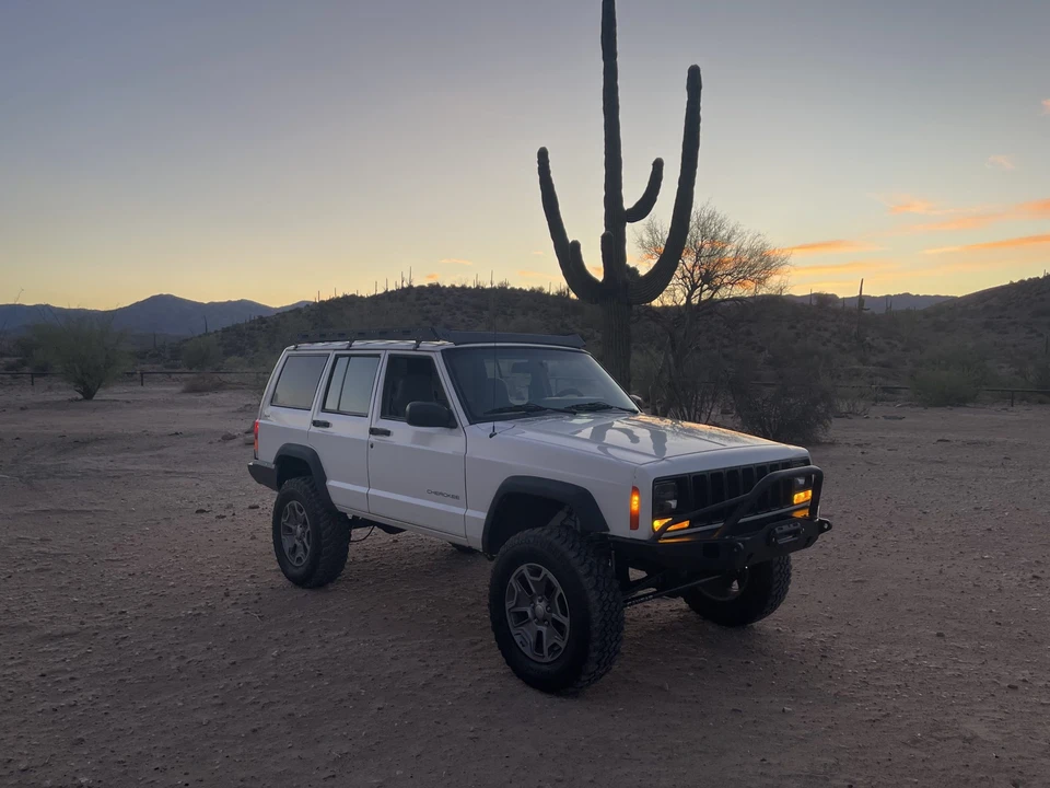 1998 Jeep XJ Cherokee - Image 9 of 31
