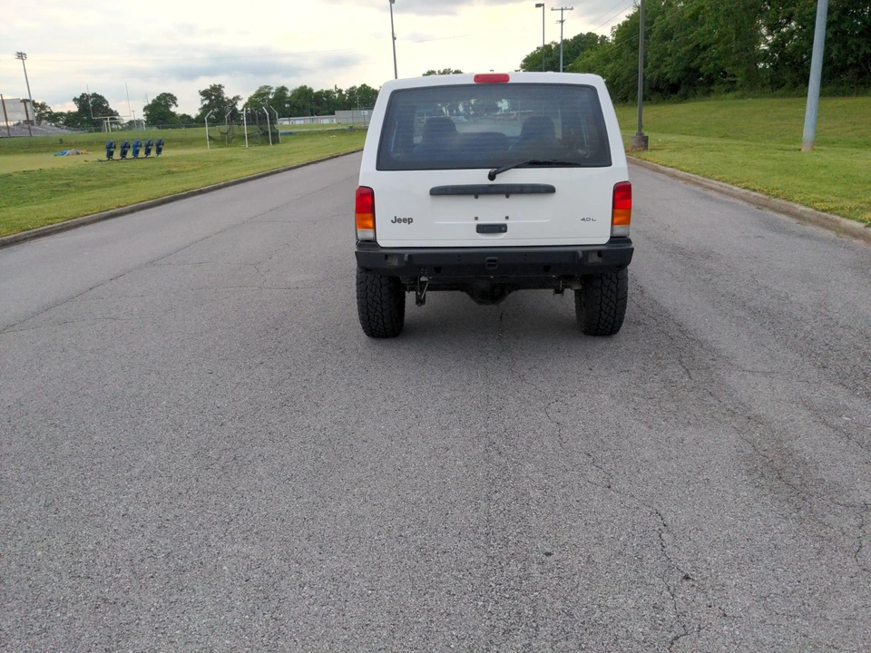 1998 Jeep XJ Cherokee - Image 14 of 31