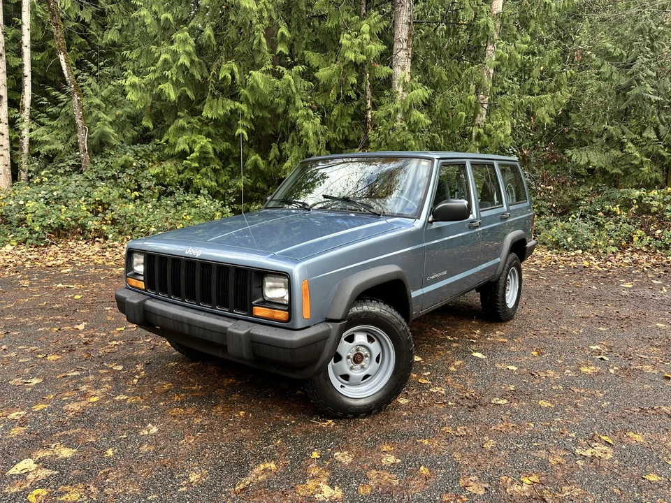1998 Jeep XJ Cherokee - Image 2 of 31
