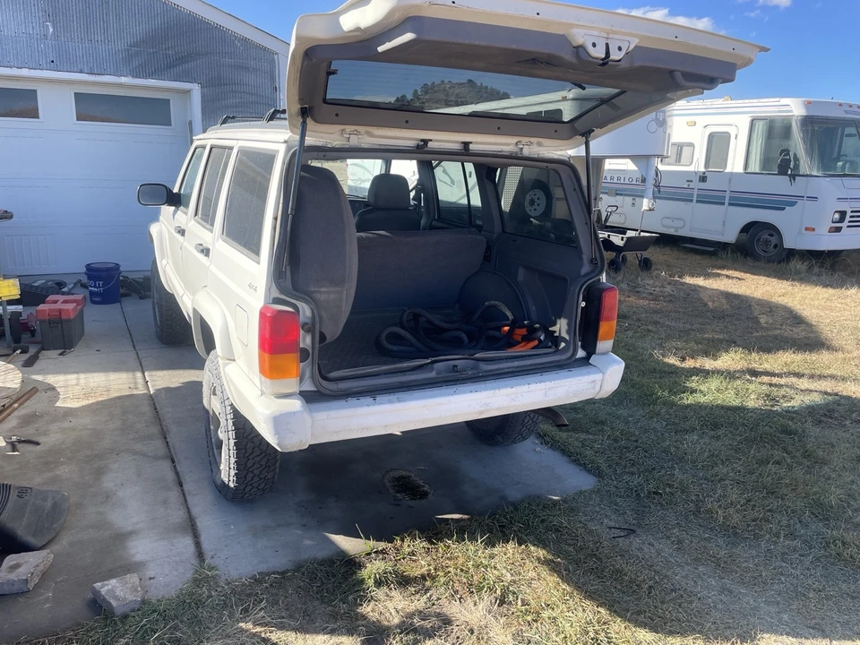 1998 Jeep XJ Cherokee - Image 5 of 12