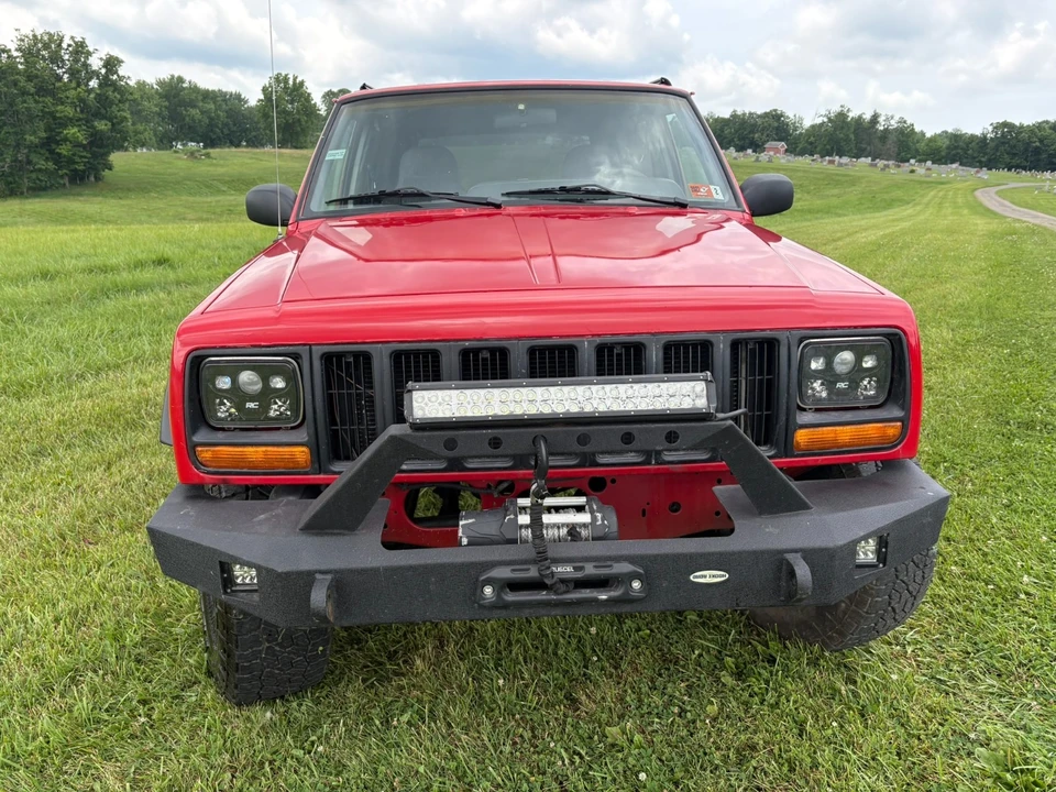 1998 Jeep XJ Cherokee - Image 9 of 31