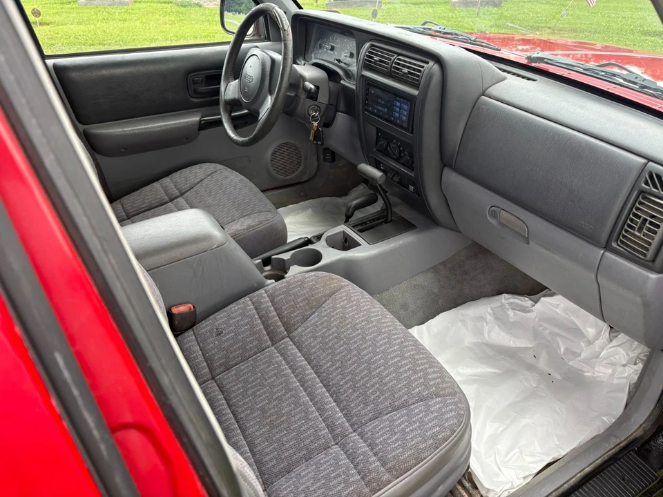 1998 Jeep XJ Cherokee - Image 29 of 31