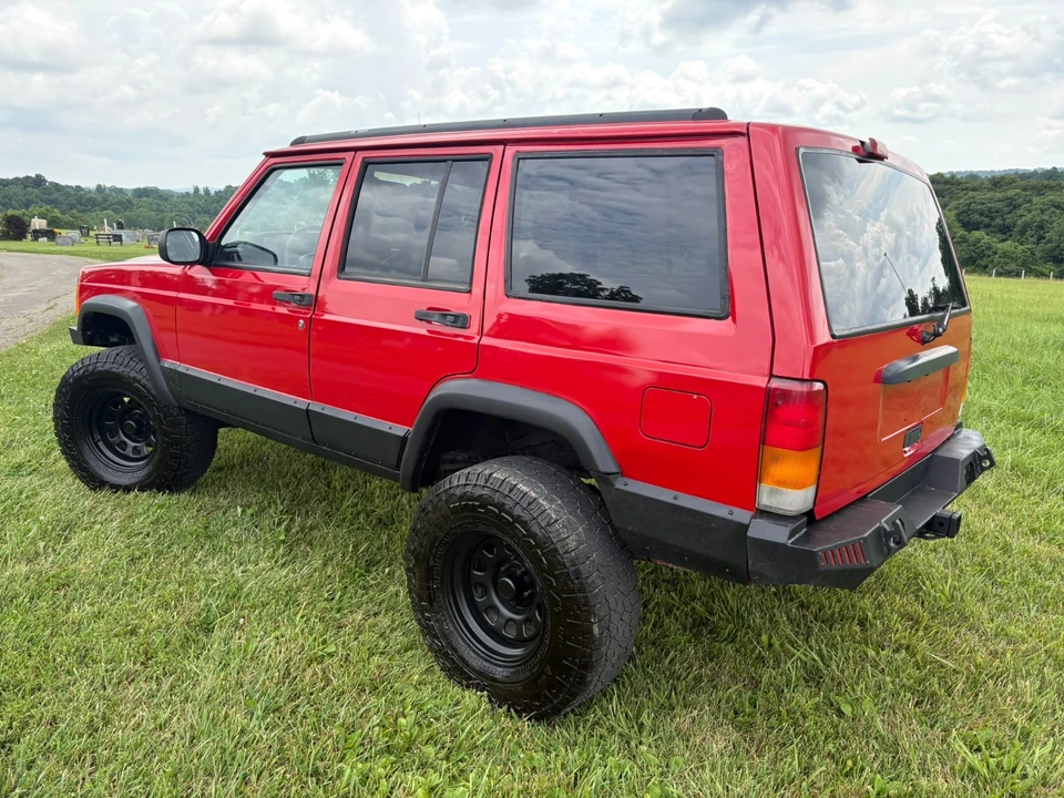 1998 Jeep XJ Cherokee - Image 15 of 31