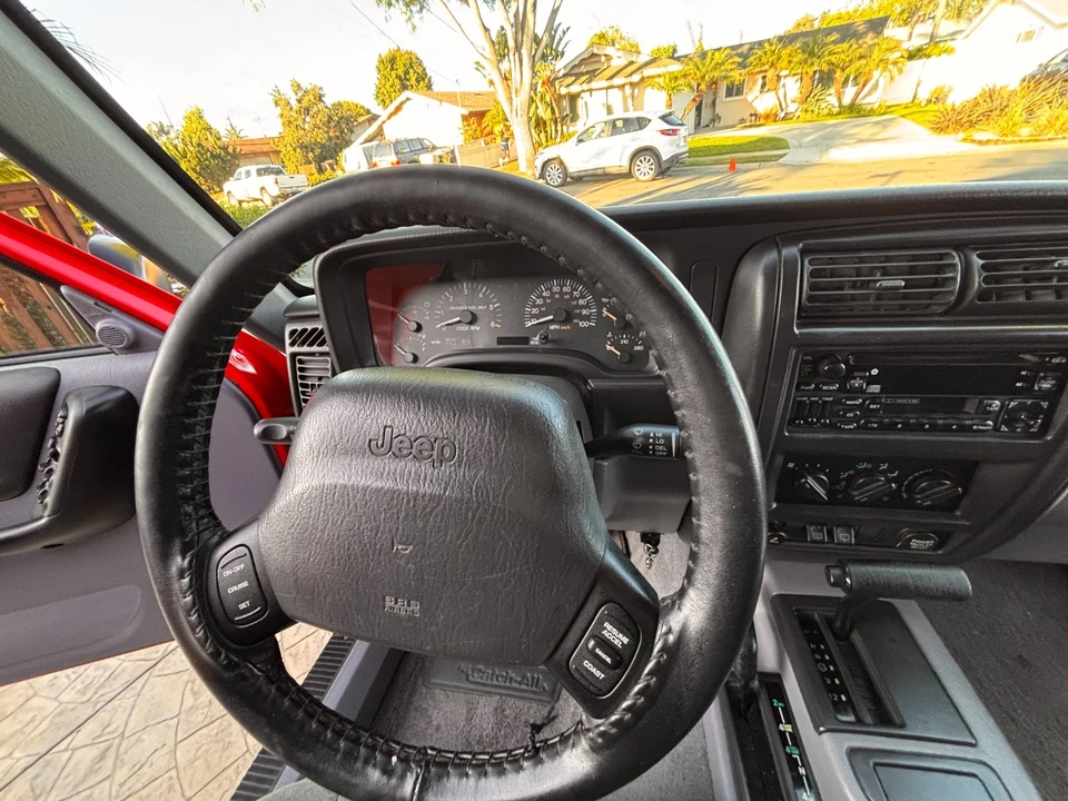 1998 Jeep XJ Cherokee - Image 30 of 31