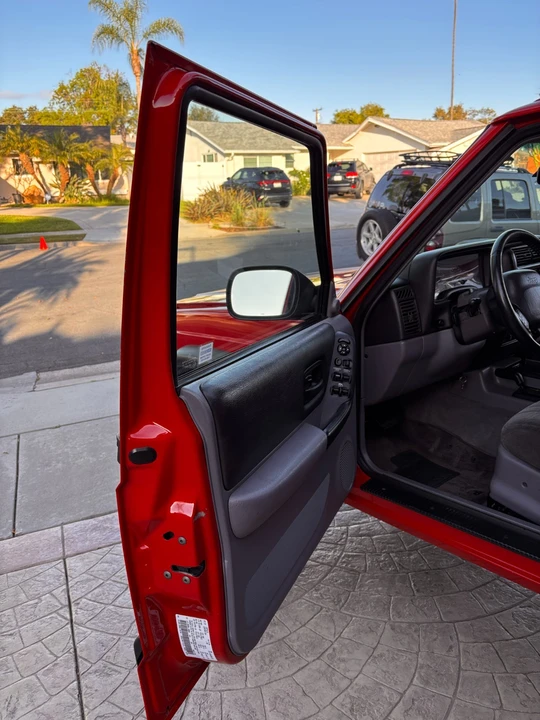1998 Jeep XJ Cherokee - Image 16 of 31