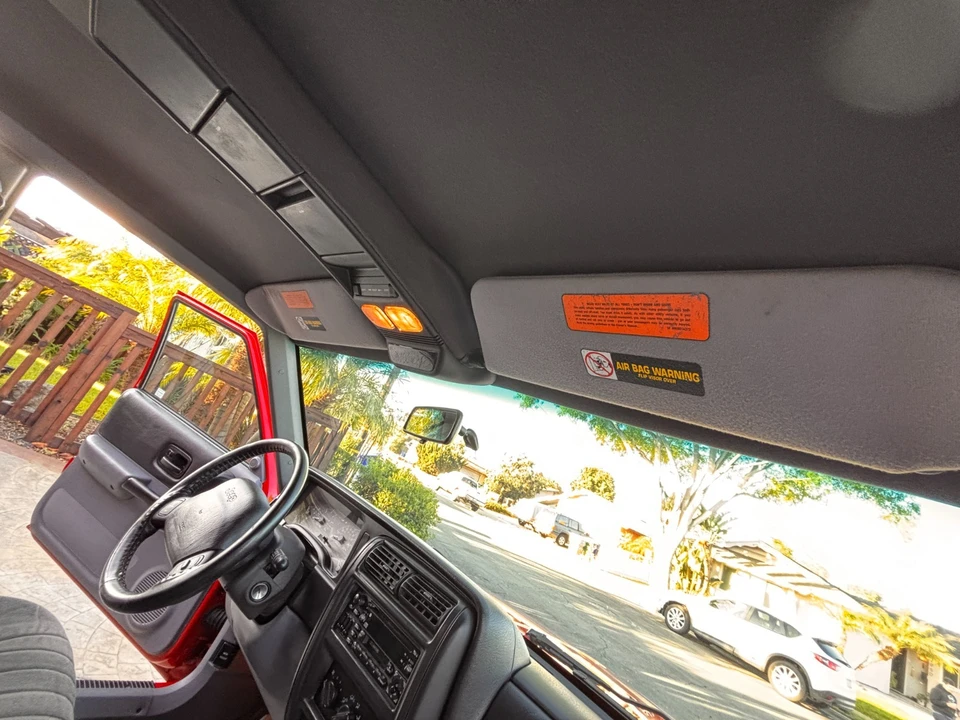 1998 Jeep XJ Cherokee - Image 27 of 31