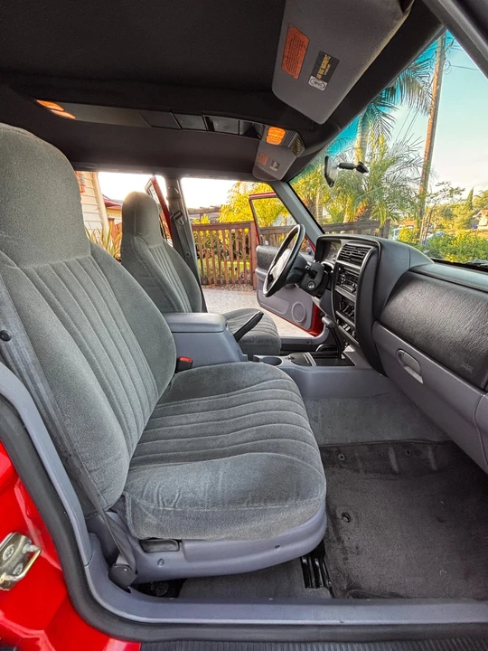 1998 Jeep XJ Cherokee - Image 26 of 31