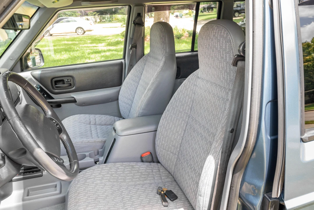 1998 Jeep XJ Cherokee - Image 25 of 31