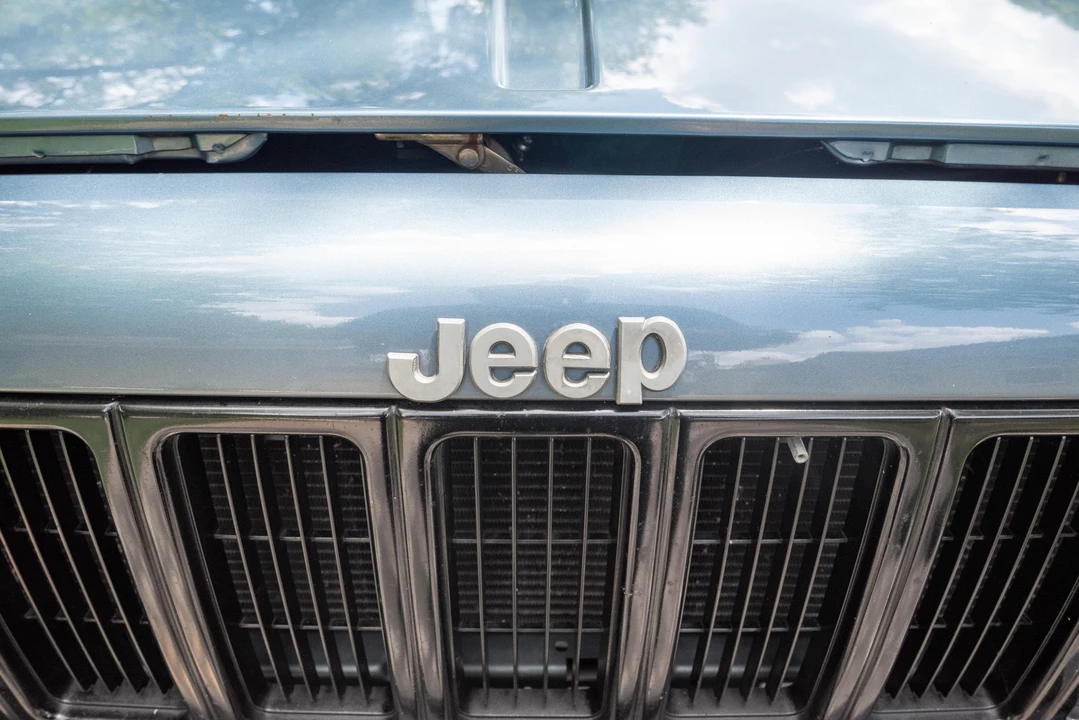 1998 Jeep XJ Cherokee - Image 10 of 31