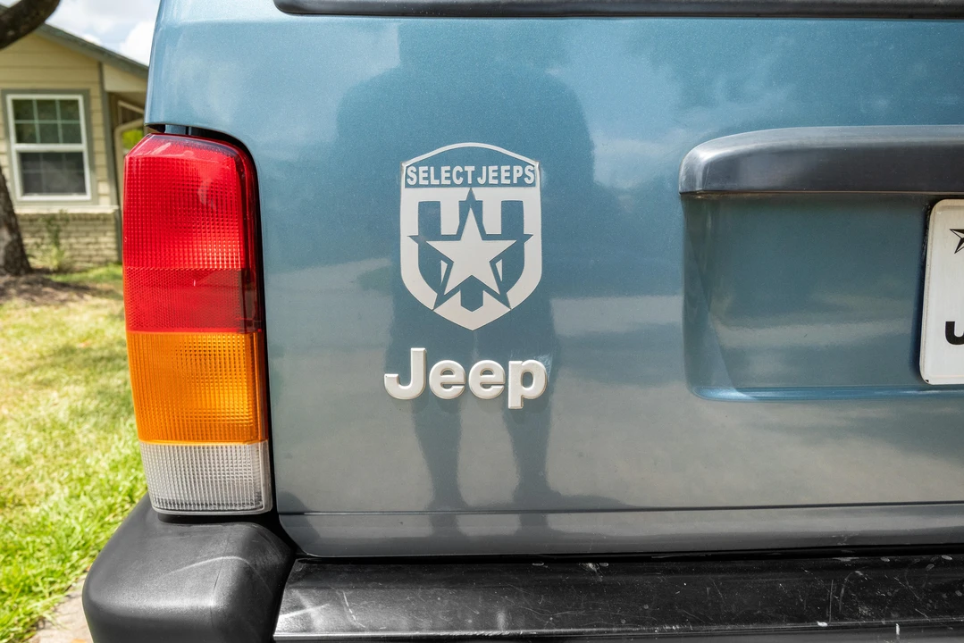 1998 Jeep XJ Cherokee - Image 13 of 31