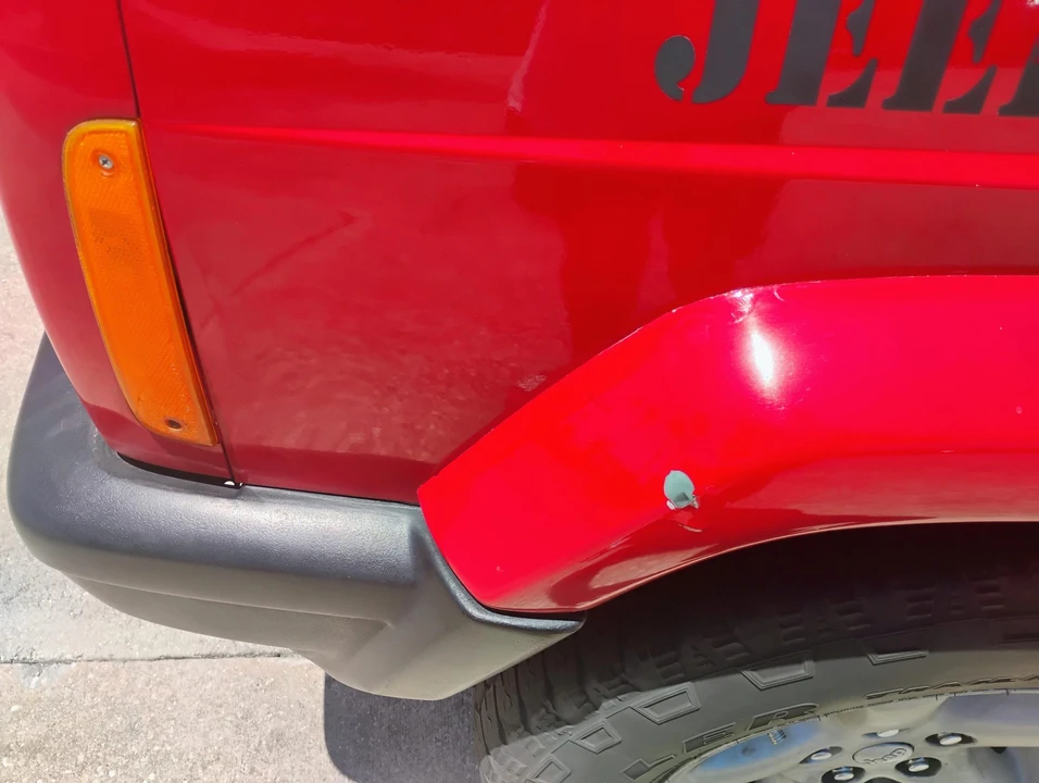1998 Jeep XJ Cherokee - Image 23 of 31