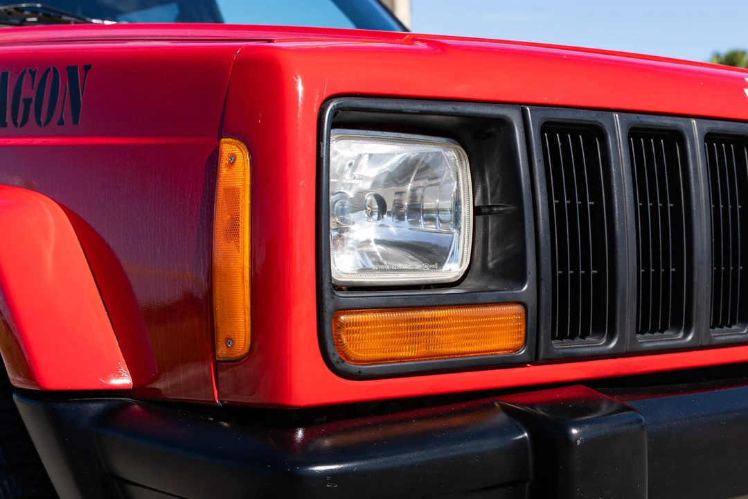 1998 Jeep XJ Cherokee - Image 12 of 31