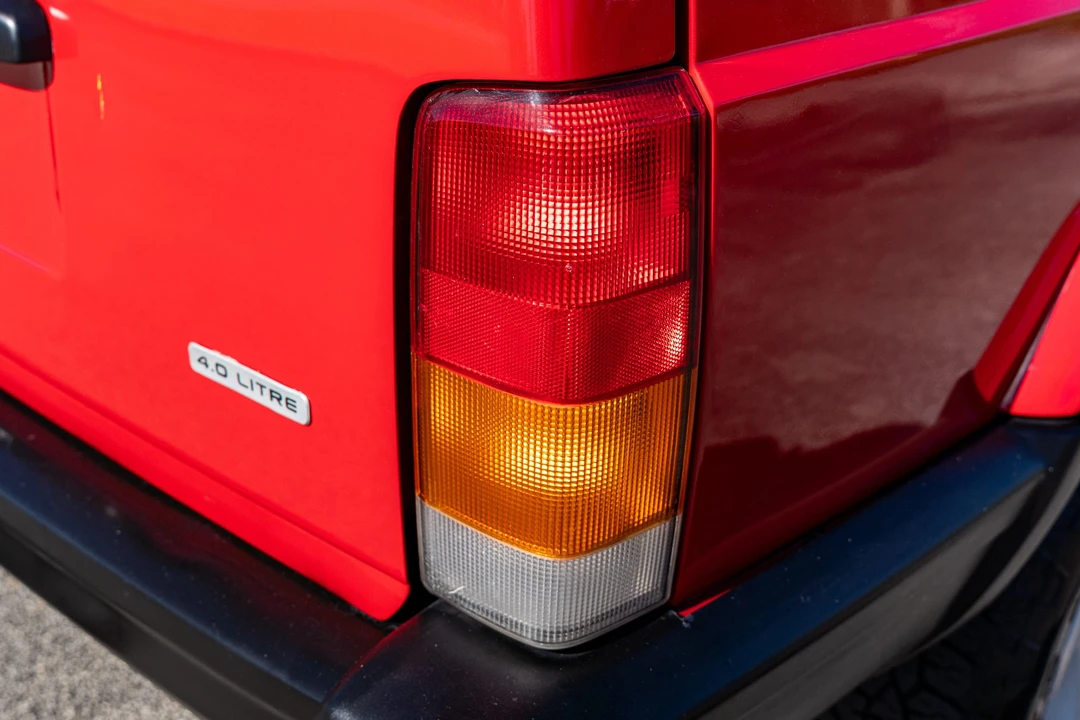 1998 Jeep XJ Cherokee - Image 16 of 31