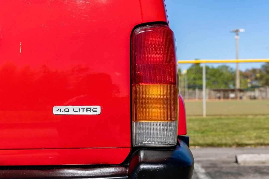 1998 Jeep XJ Cherokee - Image 19 of 31