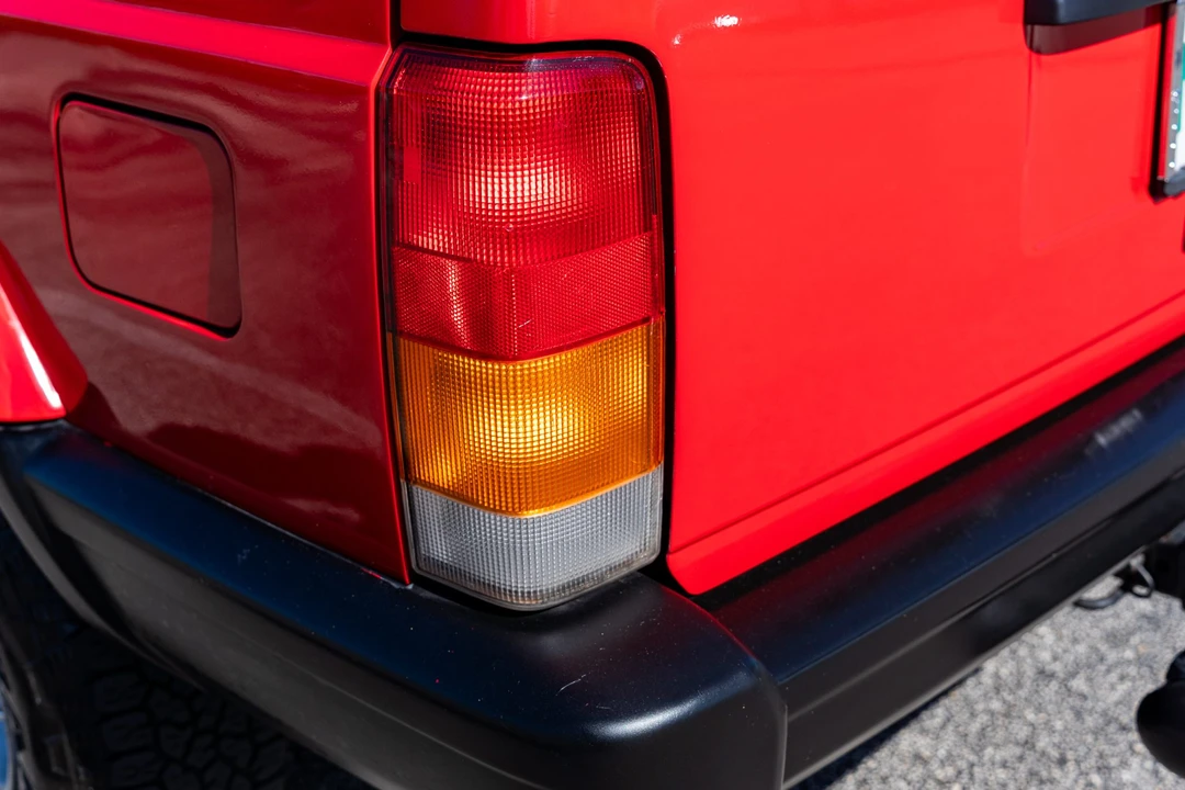 1998 Jeep XJ Cherokee - Image 17 of 31