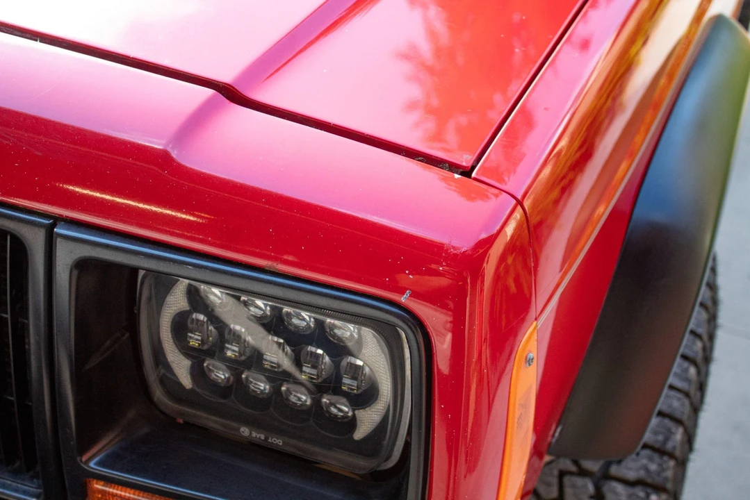 1998 Jeep XJ Cherokee - Image 26 of 31