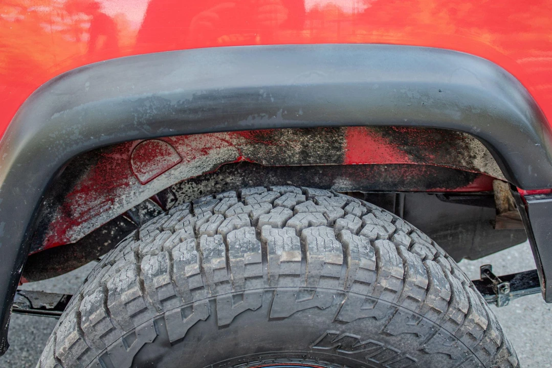 1998 Jeep XJ Cherokee - Image 19 of 31