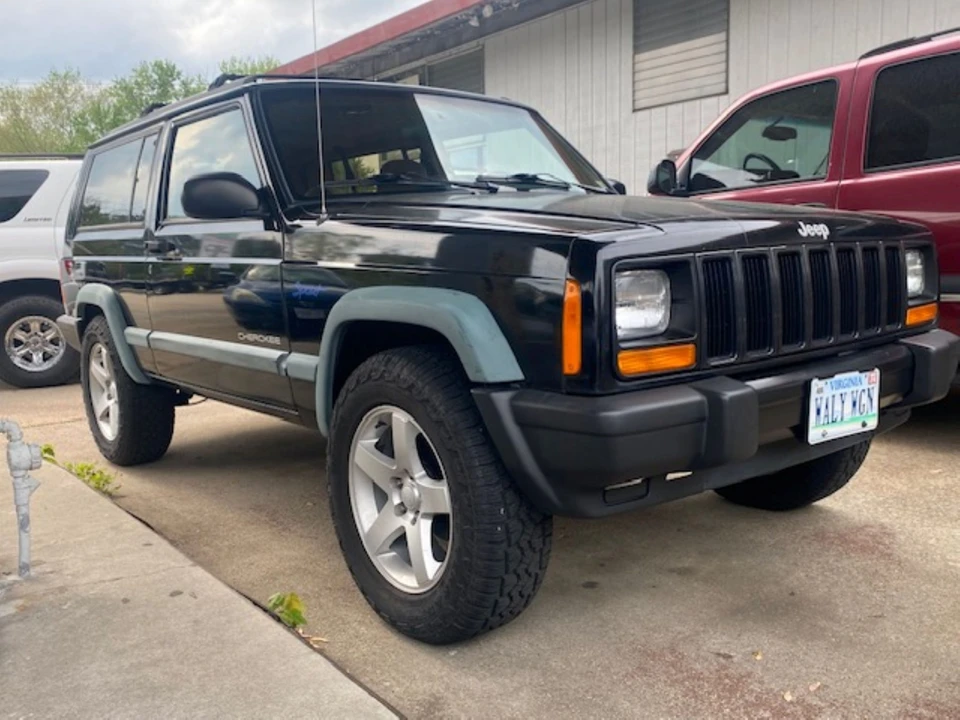 1998 Jeep XJ Cherokee - Image 2 of 31