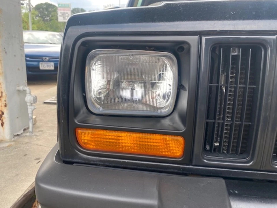 1998 Jeep XJ Cherokee - Image 12 of 31