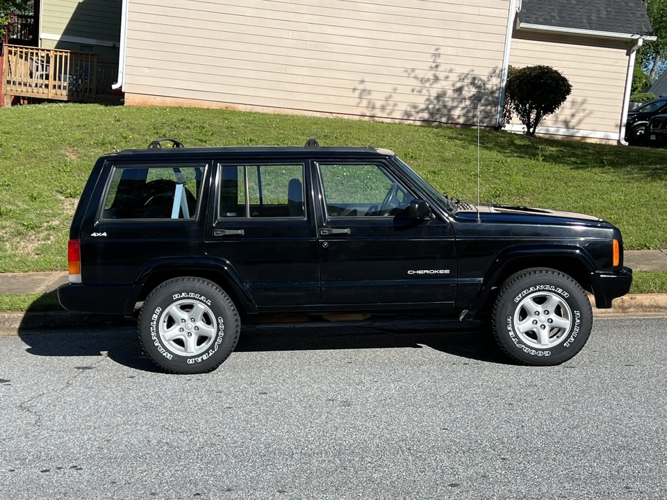1998 Jeep XJ Cherokee - Image 22 of 31