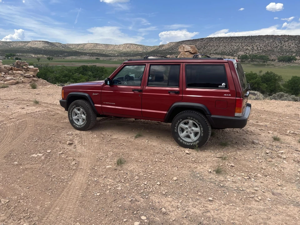 1998 Jeep XJ Cherokee - Image 11 of 31