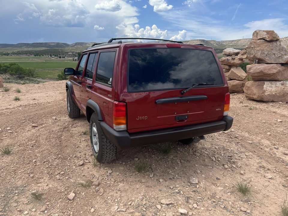 1998 Jeep XJ Cherokee - Image 14 of 31