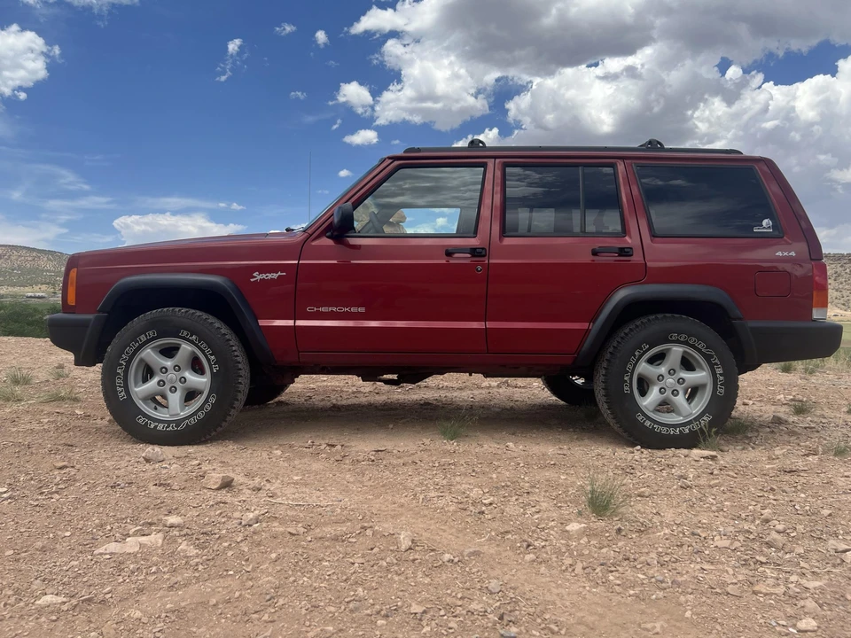 1998 Jeep XJ Cherokee - Image 10 of 31