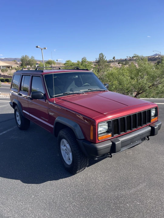 1998 Jeep XJ Cherokee - Image 2 of 31