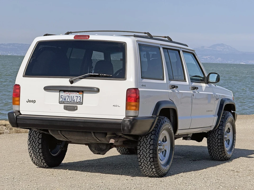 1998 Jeep XJ Cherokee - Image 17 of 31