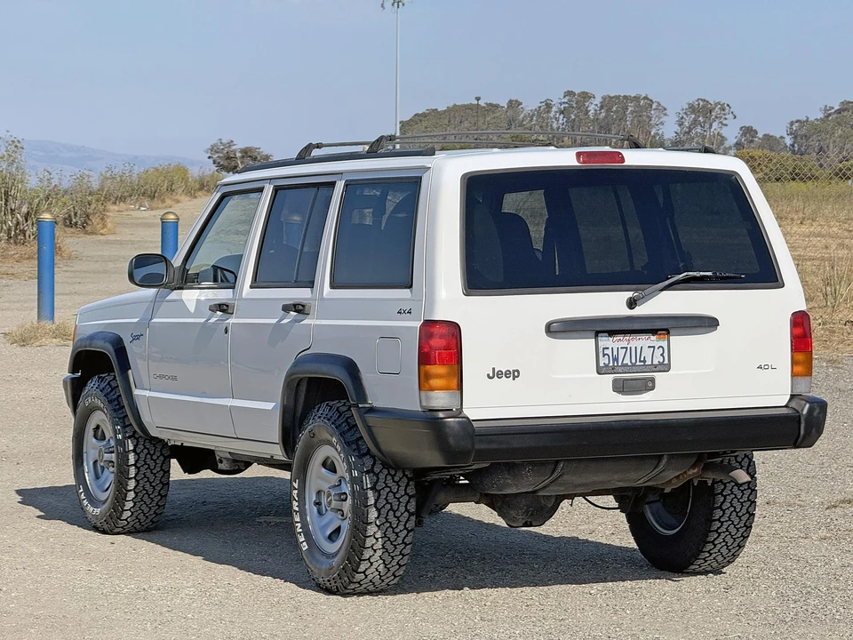 1998 Jeep XJ Cherokee - Image 13 of 31