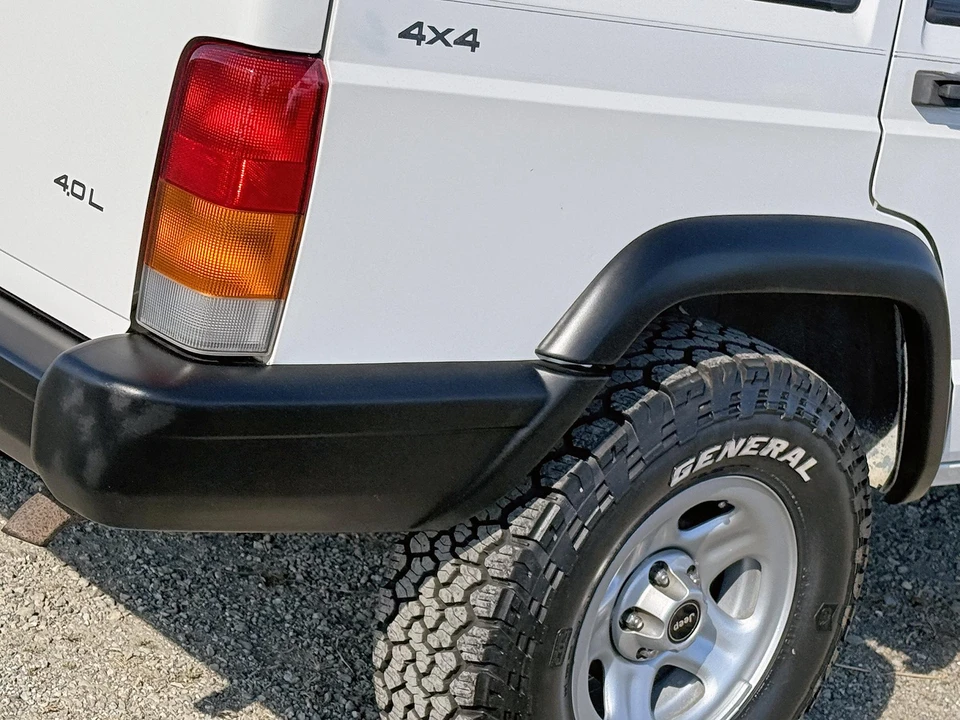 1998 Jeep XJ Cherokee - Image 25 of 31