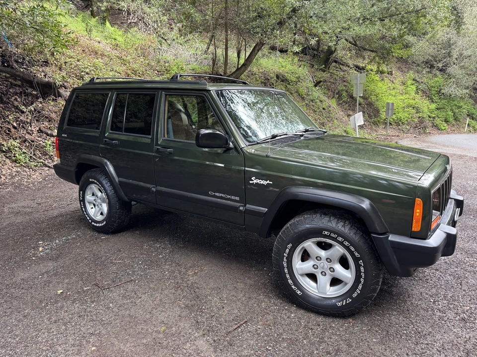 1998 Jeep XJ Cherokee - Image 15 of 31