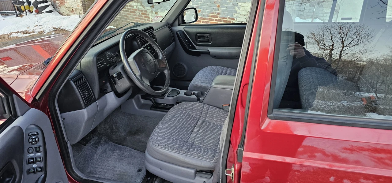1998 Jeep XJ Cherokee - Image 21 of 31